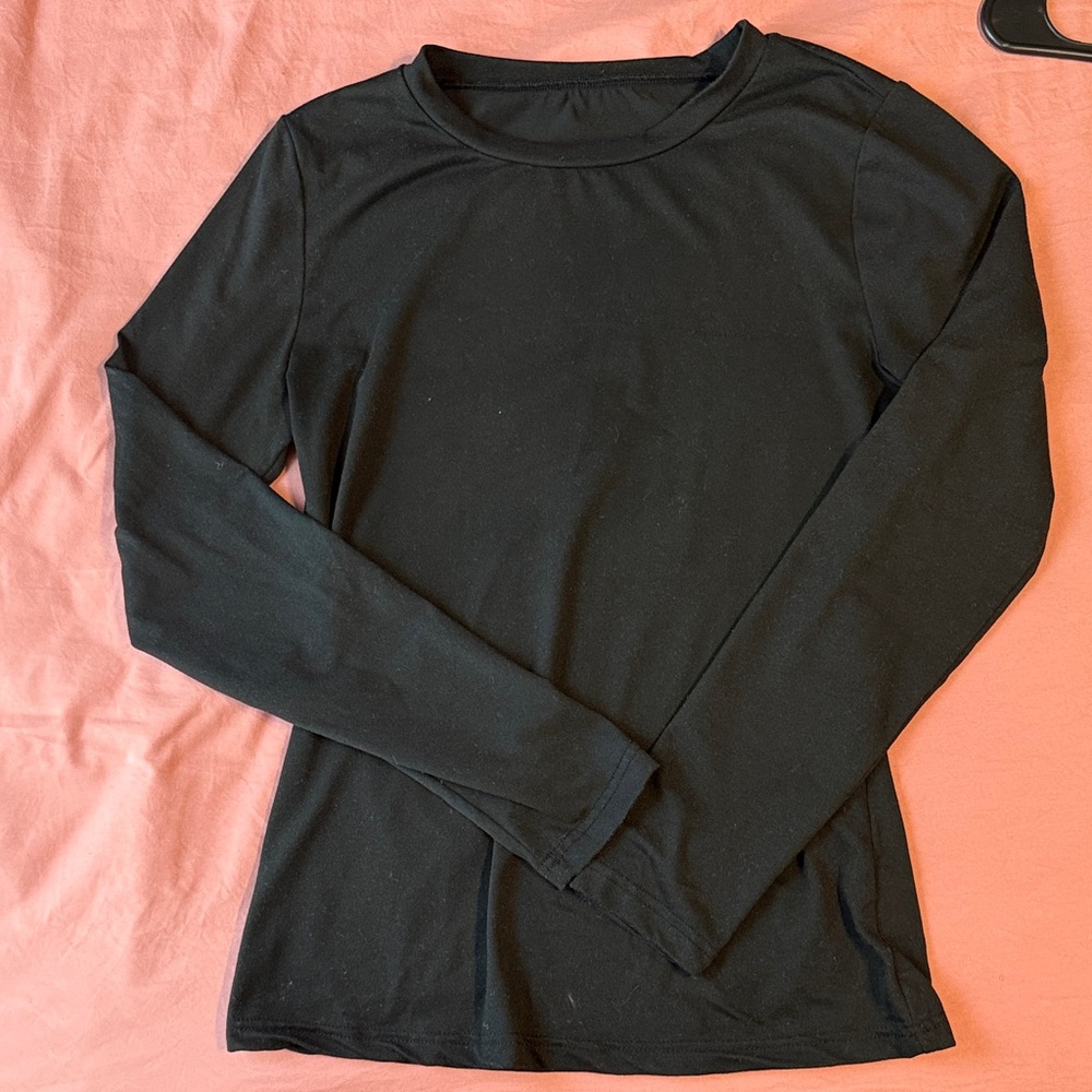 Classic Black Long-Sleeve Women's Top